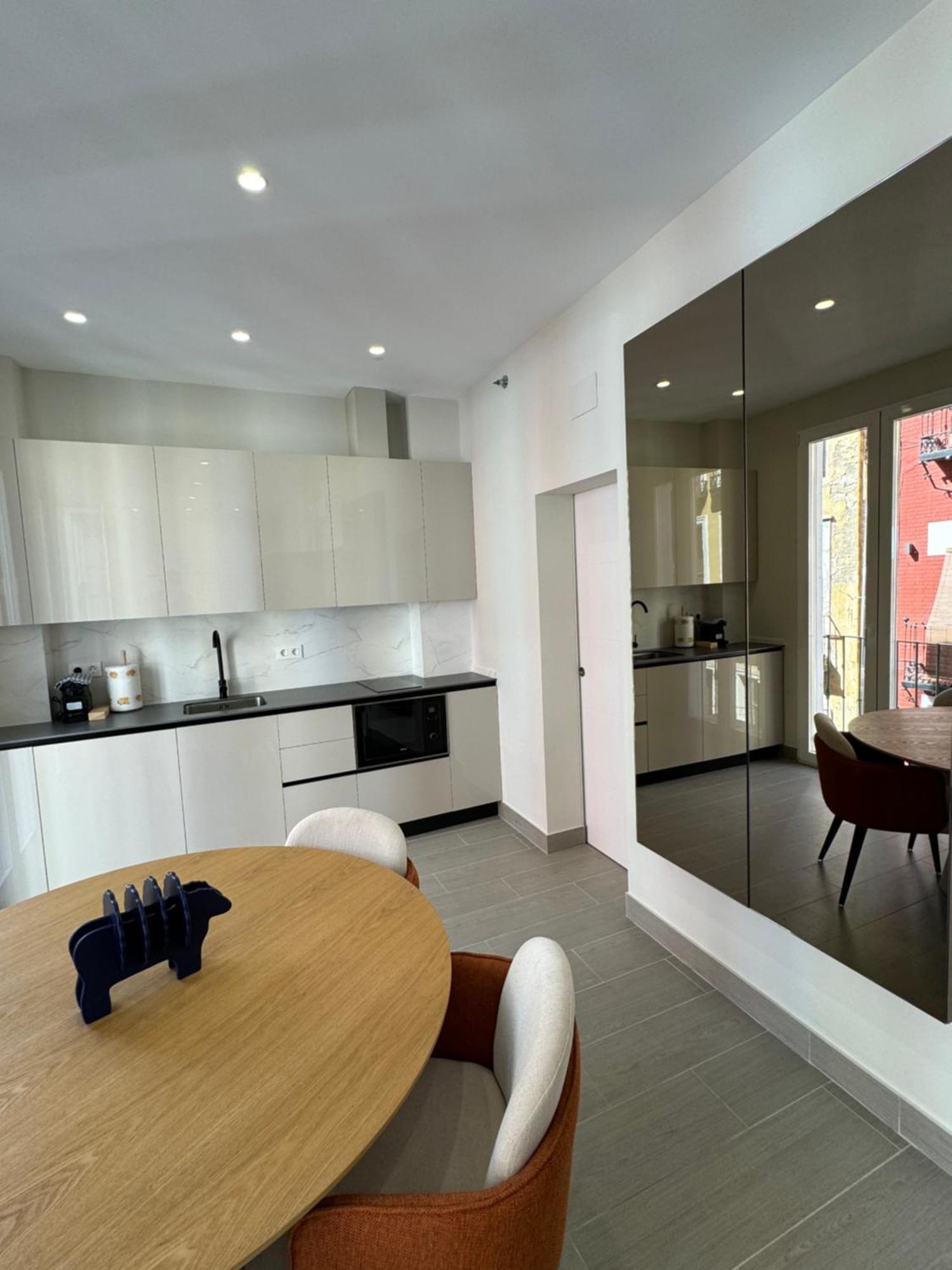 Navas Penthouse 301 By Florentia Homes Granada Bagian luar foto